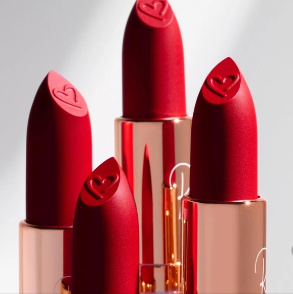 Beauty Creations The True Red Kit BRAND NEW/SEALED - Picture 4 of 7